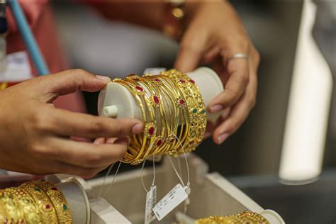 Gold Price Slips Rs 10 To Rs 66 810 Silver Up Rs 100 At Rs 77 900