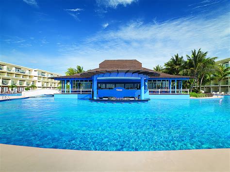 Azul Beach Resort Riviera Cancun All-Inclusive Resort