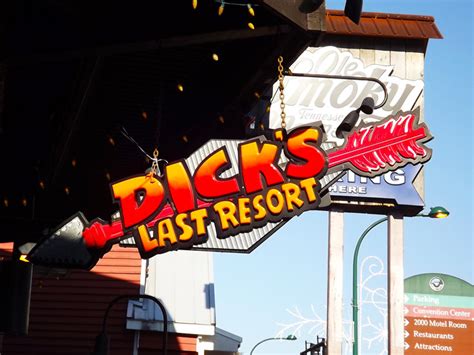 Dicks Last Resort Gatlinburg Relax Gatlinburg