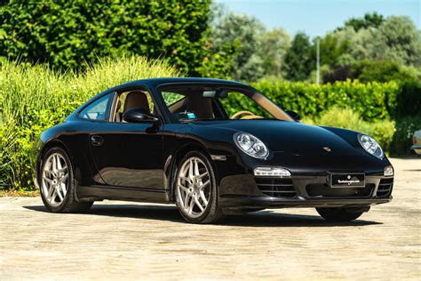 For Sale: Porsche 911 Carrera (2009) offered for £64,405