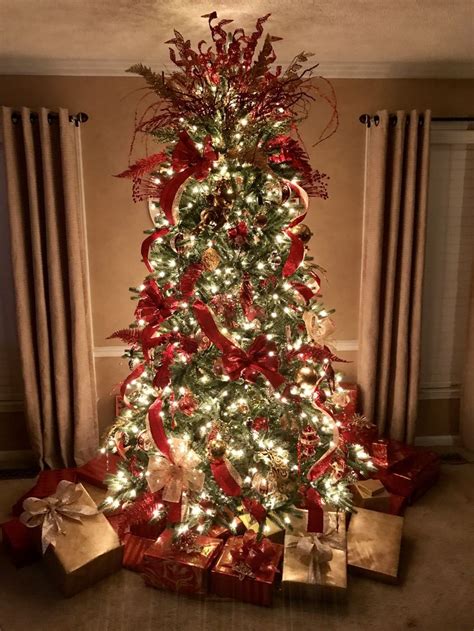 Classic Red And Gold Christmas Tree