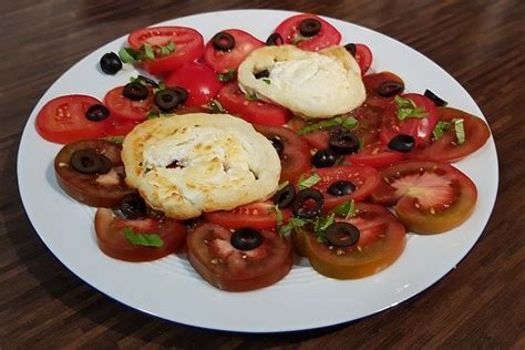 Tomaten Carpaccio mit gebackenem Ziegenkäse von schnurzelchen aus