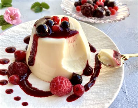 Panna Cotta Rezept Besonders Cremig Einfach Erdbeerschokola De