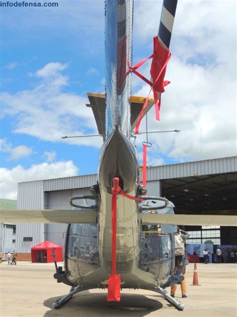 Helic Pteros Artillados Y De Asalto De La Fuerza A Rea De Colombia