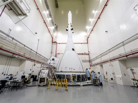 Launch Abort System Engineers Prepare Orion S Launch Abort Flickr