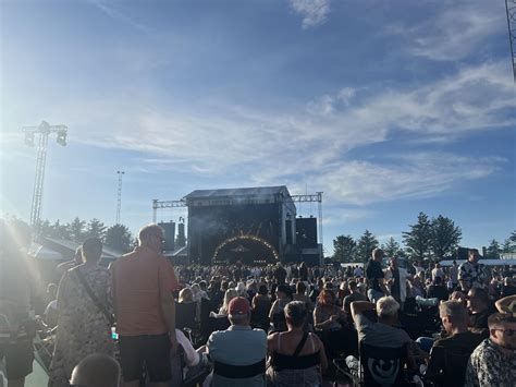 Hygge Og H Jt Hum R Hos G Ster Og Frivillige Ved L Kken Koncert