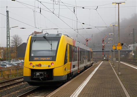 Das Signal Steht Auf Signal Hp Langsamfahrt So F Hrt Nun Der Vt