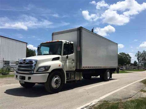 Hino 268 2014 Van Box Trucks