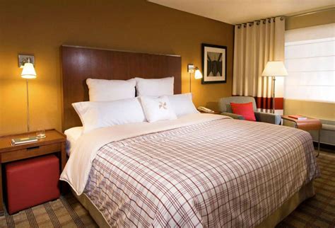 Four Points By Sheraton Opens First Prototype Hotel