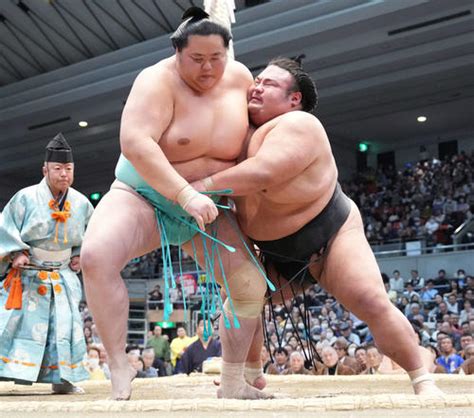 新大関琴ノ若、大関対決に敗れ4敗目「結果がすべて」 来場所から「琴桜」を襲名 大相撲 日刊スポーツ