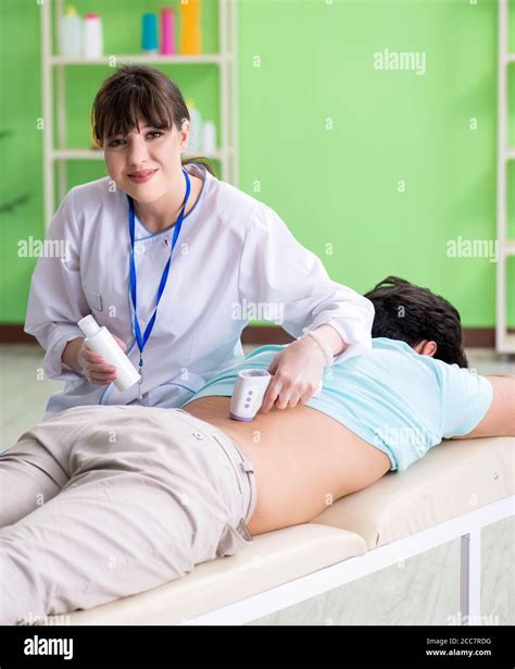 Kidney Doppler Sonography High Resolution Stock Photography And Images