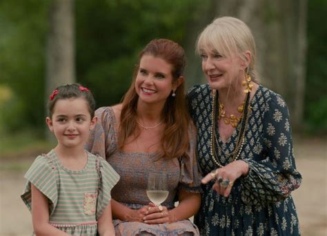 JoAnna Garcia Swisher Dishes on 'Sweet Magnolias' Season 4