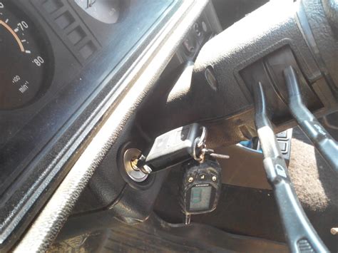 Открывание багажника с кнопки. — Lada 21073, 1,5 л, 2009 года ...