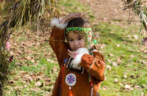 Chukchа - an inhabitant of Chukotka peninsula, Russia. Witch Art, Folk ...