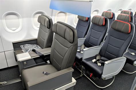 Review American Airlines A321neo First Class Orlando Phoenix