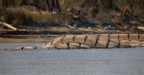 El túnel subfluvial al desnudo la bajante del Paraná dejó descubierta