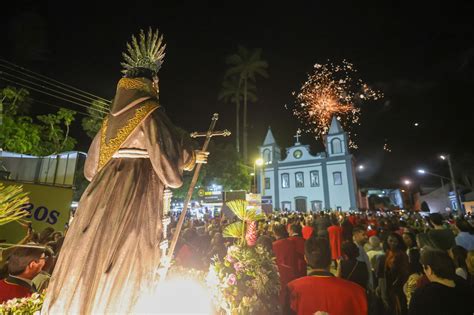 Movimenta Laguna Multid O Acompanha Tradicional Translada O De Santo