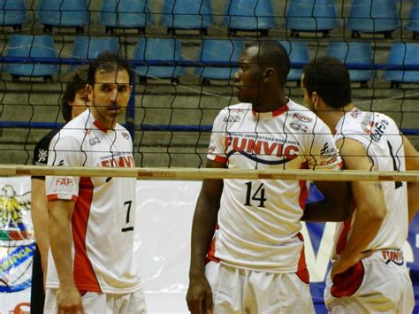 Pinda Estreia Em Casa Contra Volta Redonda Na Superliga De Vôlei