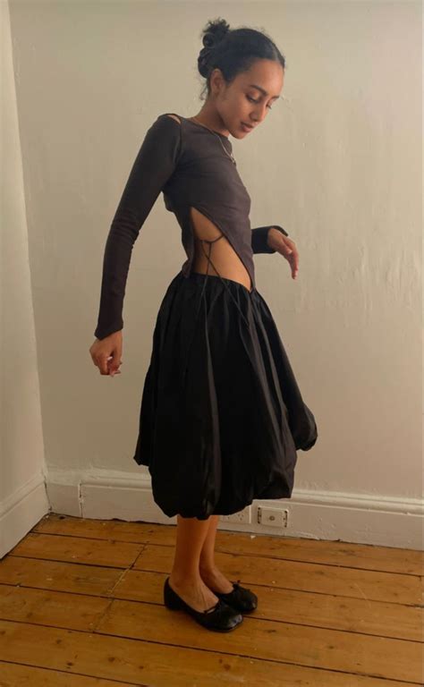 Pin tillagd av sex and calories på dreams Kläddesign Kläder Mode