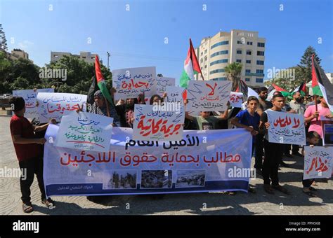 Gaza City, The Gaza Strip, Palestine. 26th Sep, 2018. Palestinians ...