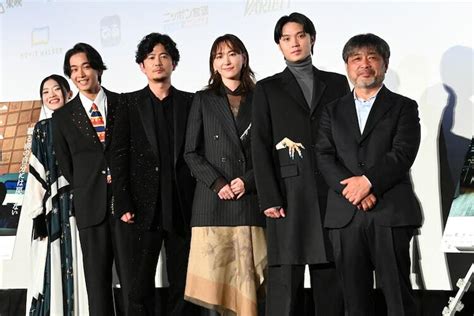 稲垣吾郎「正欲」プレミアで新垣結衣・磯村勇斗との共演回想「世界に誘われた」 ぴあ映画