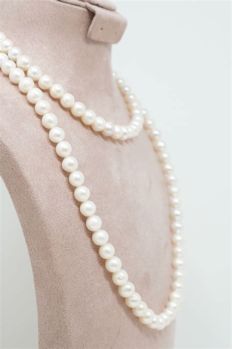 30 Inch Freshwater Pearls Necklace Inspired By Carrie Bradshaw Sex And