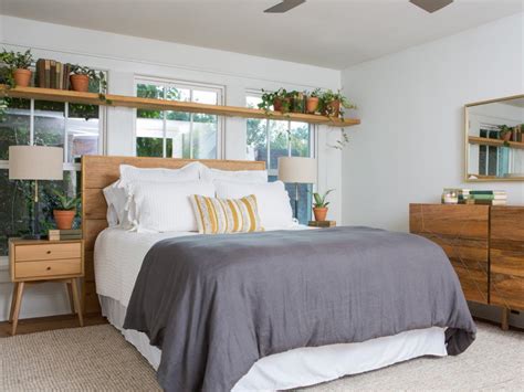 Fixer Upper Master Bedrooms And Master Bathrooms Hgtv S Fixer Upper With Chip And Joanna