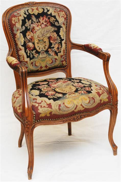 My Antique World: Antique chairs: What to look for?