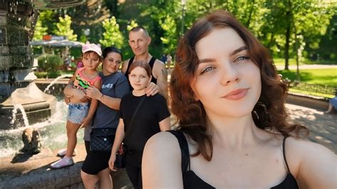Семейный влог. Киев. Хрещатик. Прогулка по паркам, мостам и прочее ...
