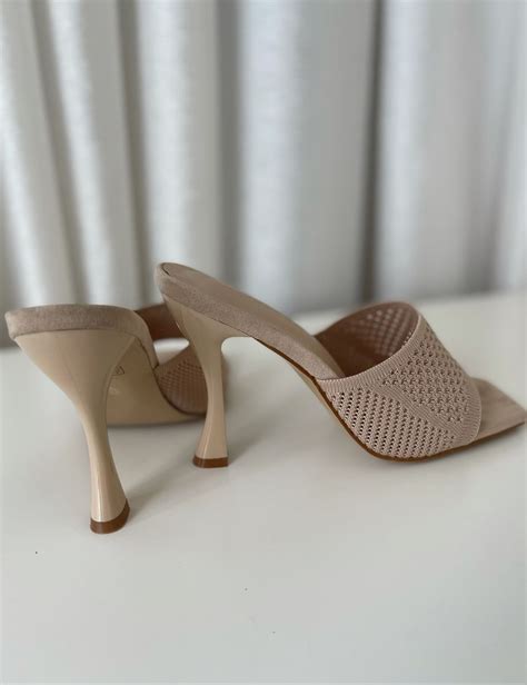 Tamanco Nude Sandália Feminina Cucooo Usado 68551981 enjoei