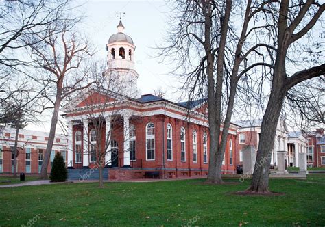 Old courthouse in Leesburg VA — Stock Photo © steveheap #7932484