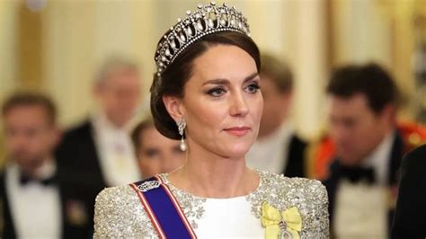 Conoce las 5 tiaras más bellas de la realeza británica