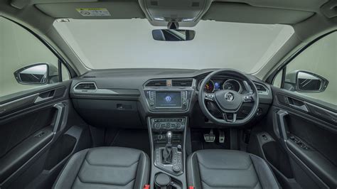 Volkswagen Tiguan Photo, Interior Image - CarWale