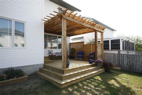 Pergolas And Privacy Walls Busy Beaver Construction Garden Privacy