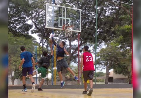 Torneio de basquete de rua acontece neste domingo na Praça do Ceprev