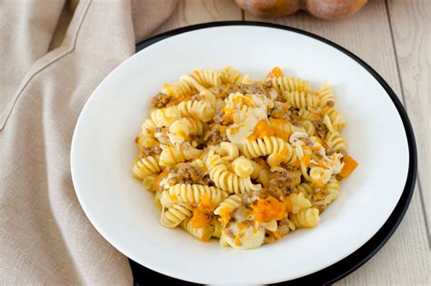 Pasta Con Rag Bianco Di Zucca Le Ricette Di Simo E Cicci