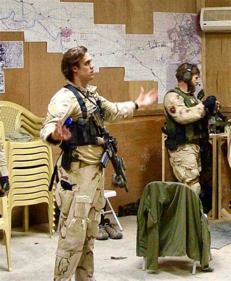 Delta Force Operator Chris VanSant In Iraq 2006 720x876 R MilitaryPorn