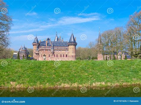 Castle De Haar Utrecht View Of De Haar Castle In Dutch Kasteel De Haar