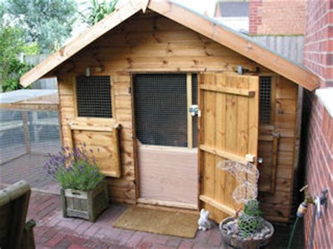 Outdoor Rabbit Housing Options - The Rabbit House