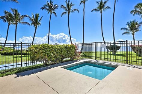 Beautifully Renovated Beachfront Condo Kaunakakai Abritel