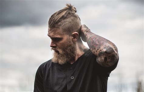НОВО - ДОБРЕ ЗАБРАВЕНО СТАРО: TOP KNOT/MAN BUN - Art Academy Antoanet