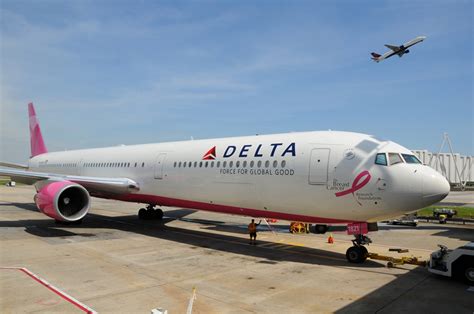 Why Delta Has A Pink Plane Pink Headsets And Pink Lemonade Stuck At