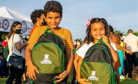 Prefeitura De Sento S Inicia Entrega Do Kit Escolar Para Alunos Da