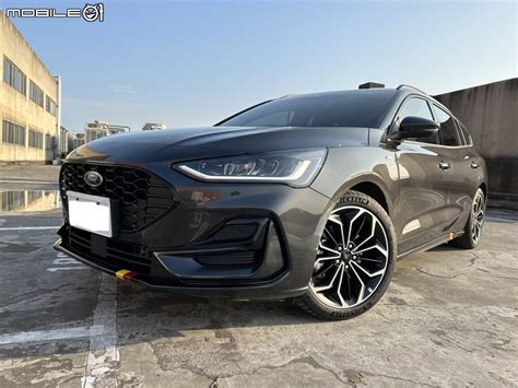 2023 Ford Focus Wagon ST line X BZ 尊爵灰 2024 01更新 Mobile01