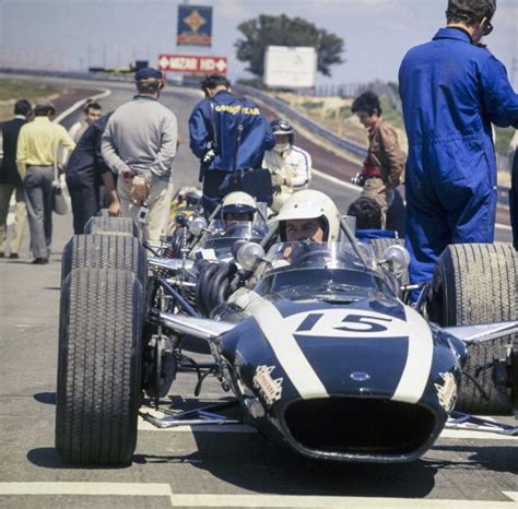 Ludovico Scarfiotti Cooper T86B BRM Waits On The Grid Championship