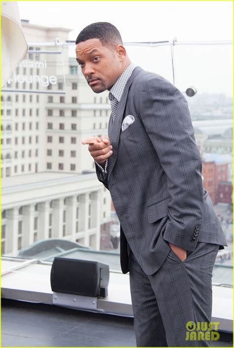 Will Smith Slaps Male Reporter For Trying To Kiss Him Photo 2663856