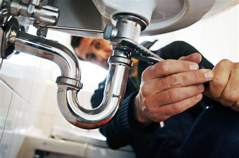 When To Call A Plumber For Faucets Repair A Comprehensive Guide