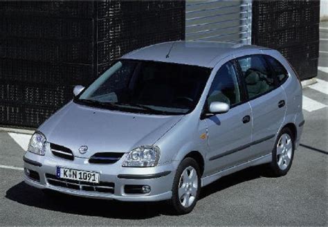 Topworldauto Photos Of Nissan Almera Tino Photo Galleries