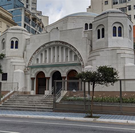 Museu Judaico De S O Paulo Comemora Um Ano Show Da Cantora Assucena