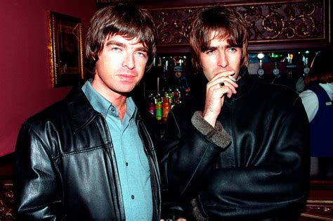 Blur And Oasis Big Britpop Chart Battle The Definitive Story Of What